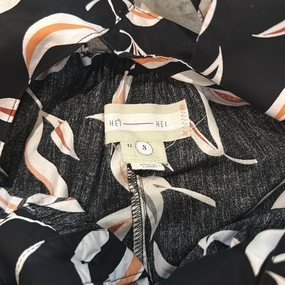 Anthropologie Hei Hei Palma Black Floral Romper Small - Picture 9 of 16